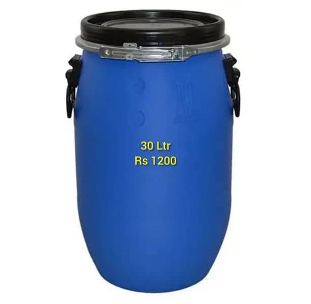 plastic Drum Good condition for water and other storage 4