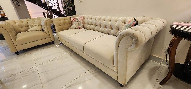 beautiful Chester imported sofa set 3+1 seater 2