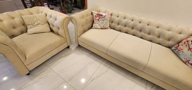 beautiful Chester imported sofa set 3+1 seater 7