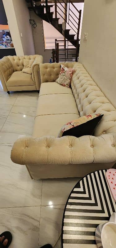 beautiful Chester imported sofa set 3+1 seater 8