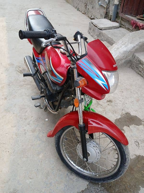 honda 100 cc 4