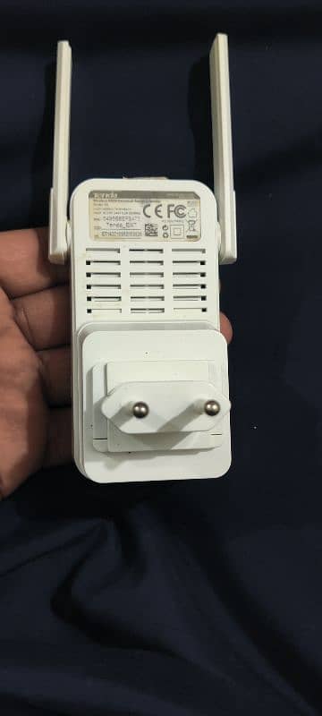 Tenda A9 N300 Universal Signal Catcher 3