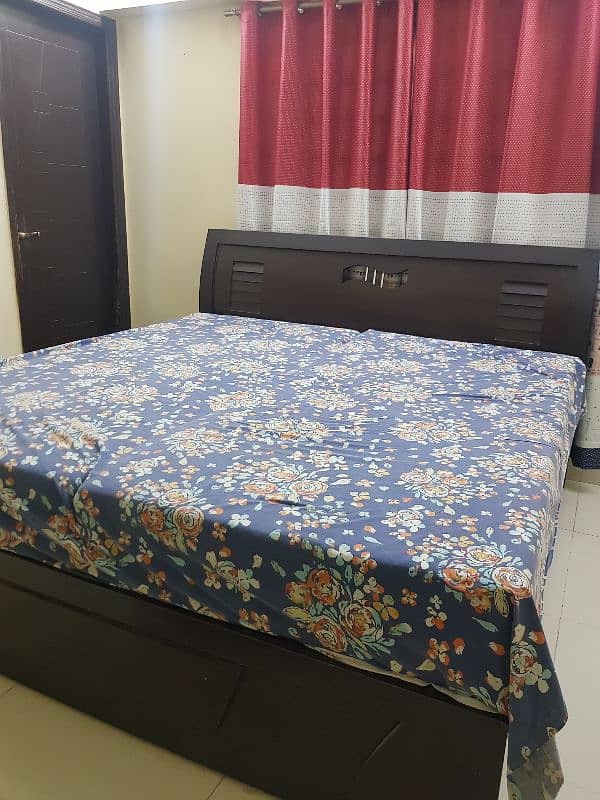 bed for sale without mattress 1