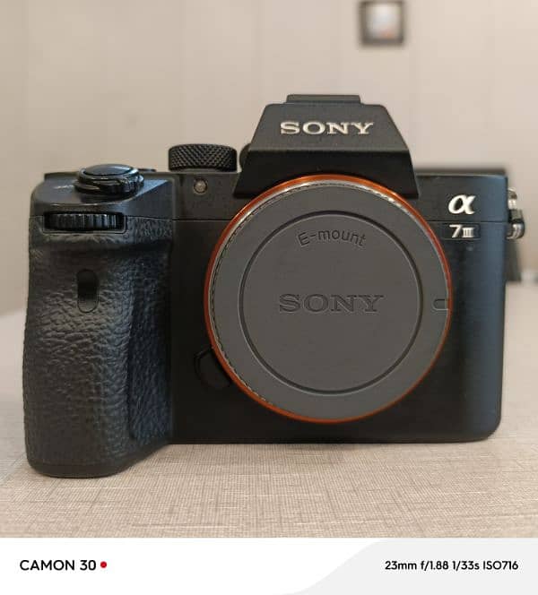 sony a7iii only body 10/10 330000 3