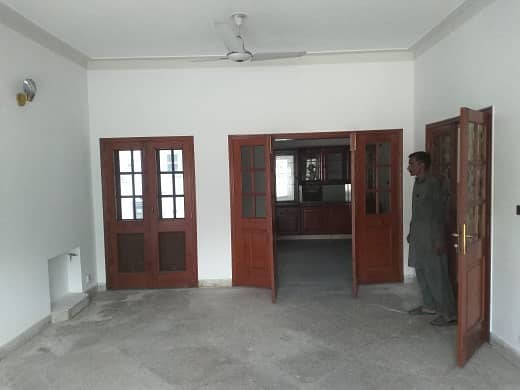 CANTT. COMMERCIAL HOUSE FOR RENT GULBERG GARDEN MODEL MUSLIM IQBAL JOJAR TOWN SHADMAN GOR UPPER MALL LAHORE 13