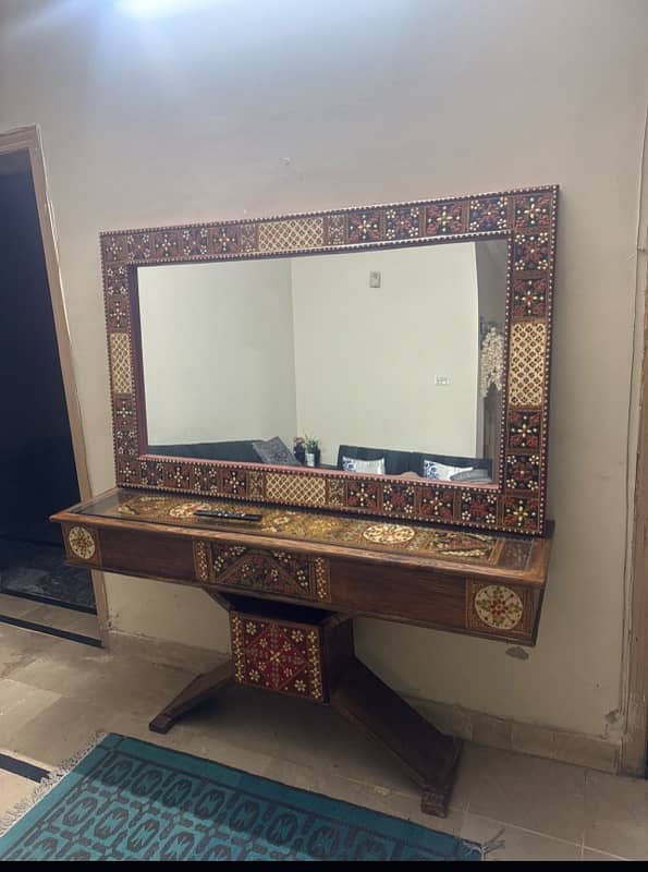 Brand New Console table and mirror set 1