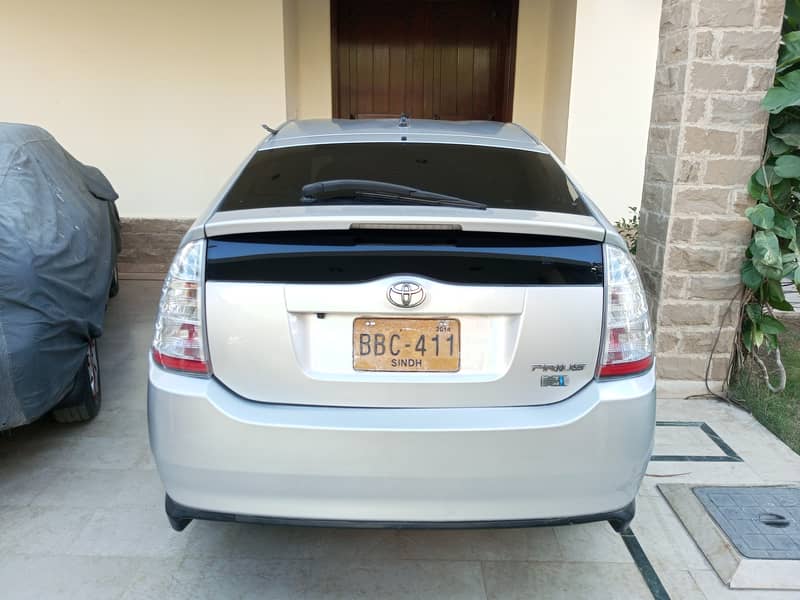 Toyota Prius 2010 Reg 2014 Hybrid Outclass Original in DHA Karachi 7