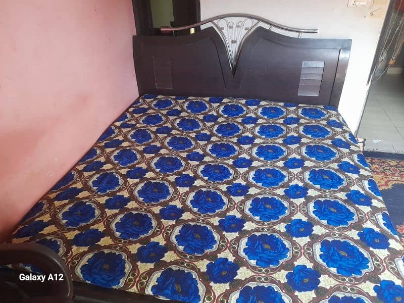 Double Bed With Matress 5