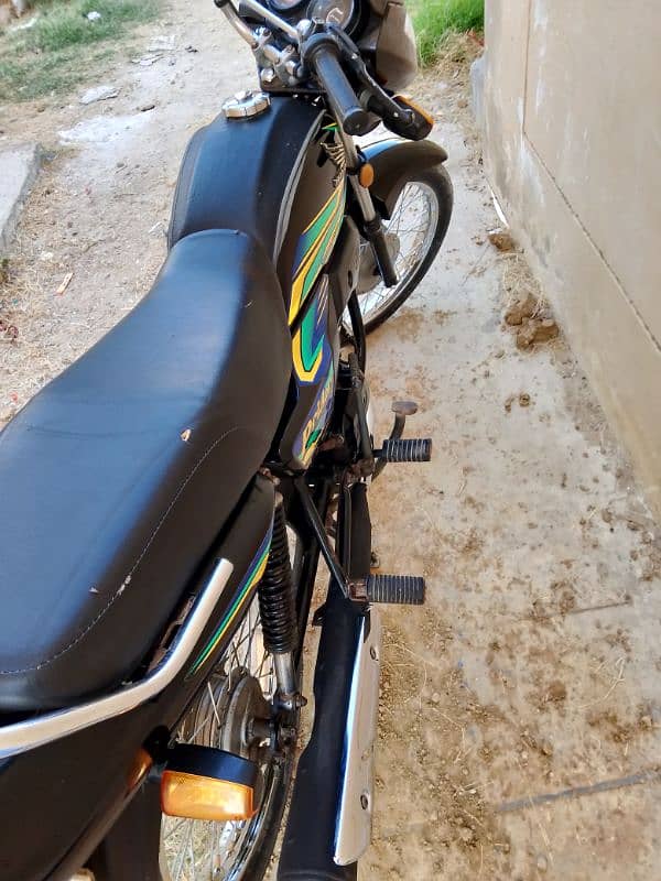 Honda Pridor Karachi number 3