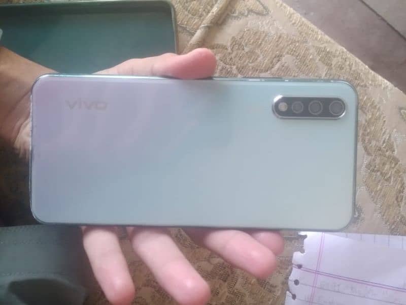 Vivo s1 Ram 4 rom 128 2