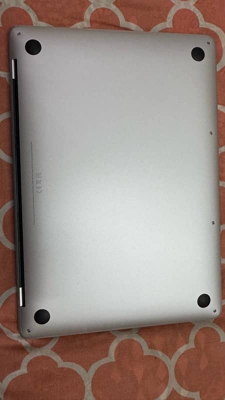 Macbook Pro M1 8/512 100 Health Silver 4