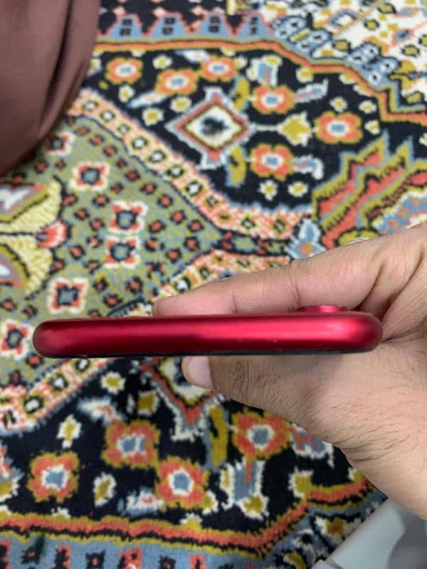 IPhone xr fresh set jv sim 4 months warking 3