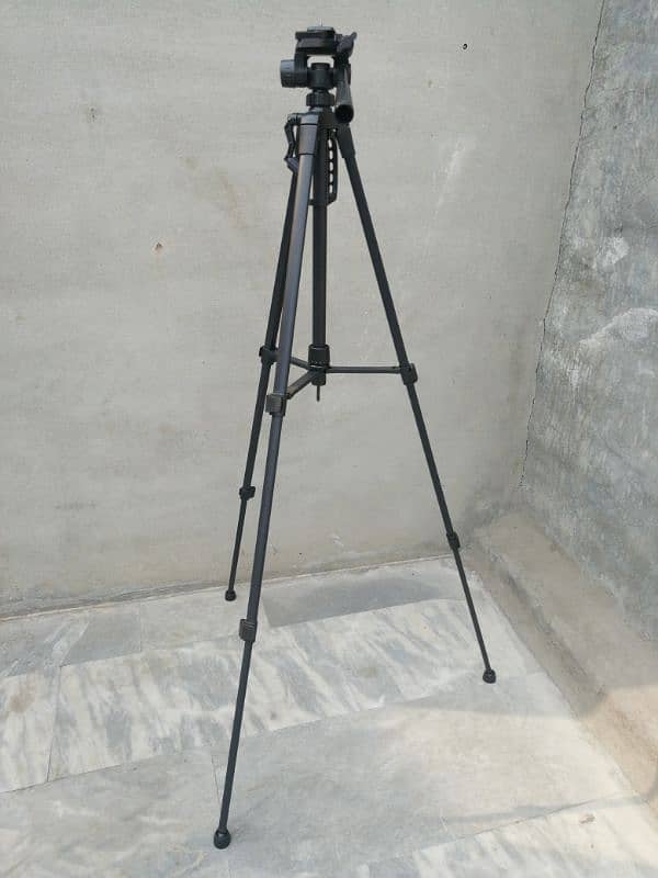 Tripod WT 3520 model contact 03201486821 1