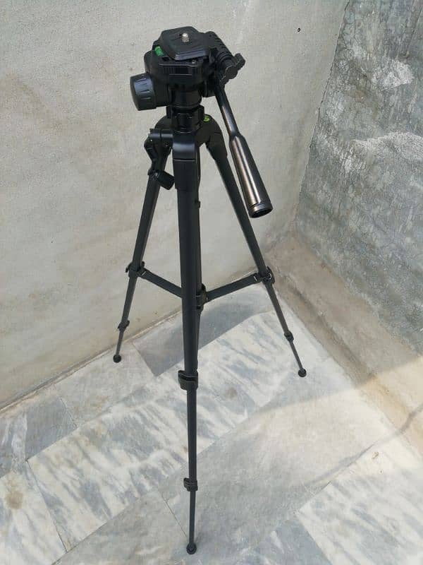 Tripod WT 3520 model contact 03201486821 3