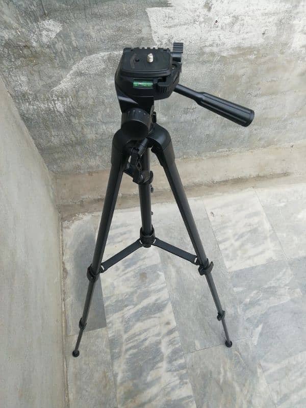 Tripod WT 3520 model contact 03201486821 4