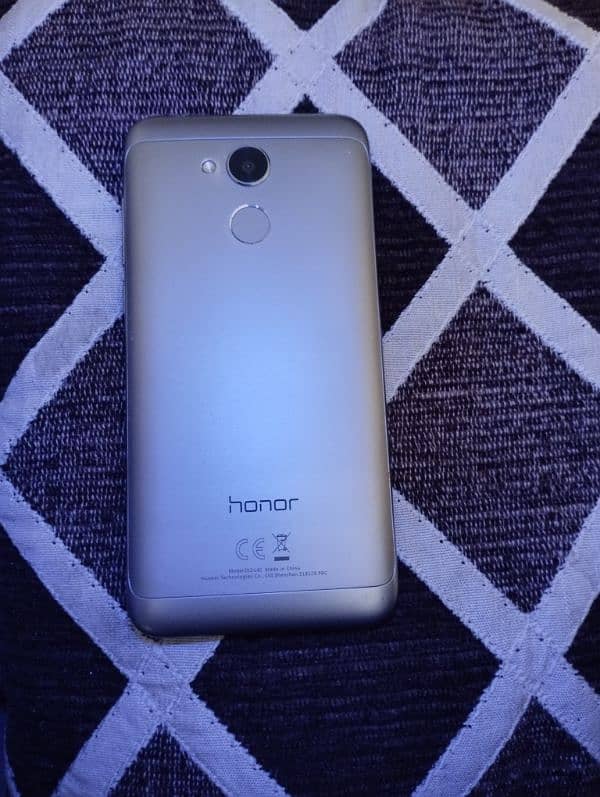 Honor 5C Pro 3