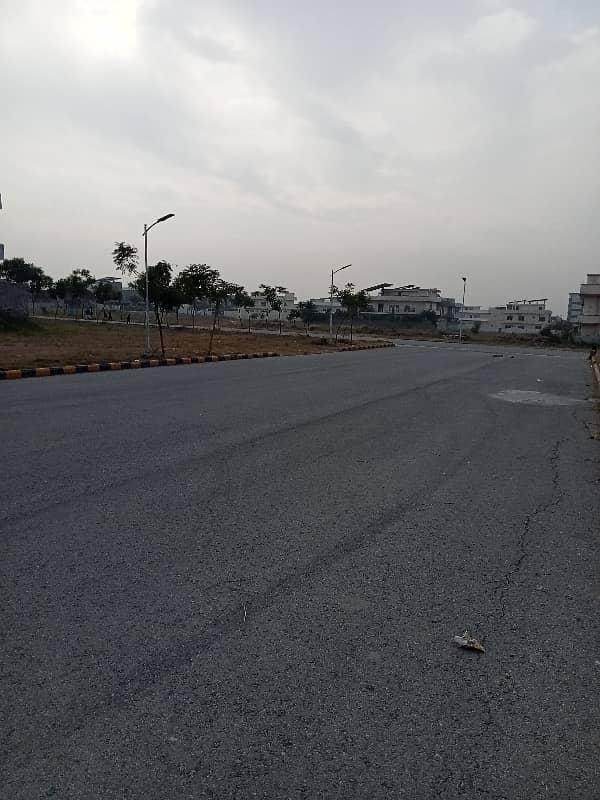 14 MARLA GROUND PORTION FOR RENT WITH GAS IN CDA APPROVED SECTOR F 17 MPCHS ISLAMABAD 48