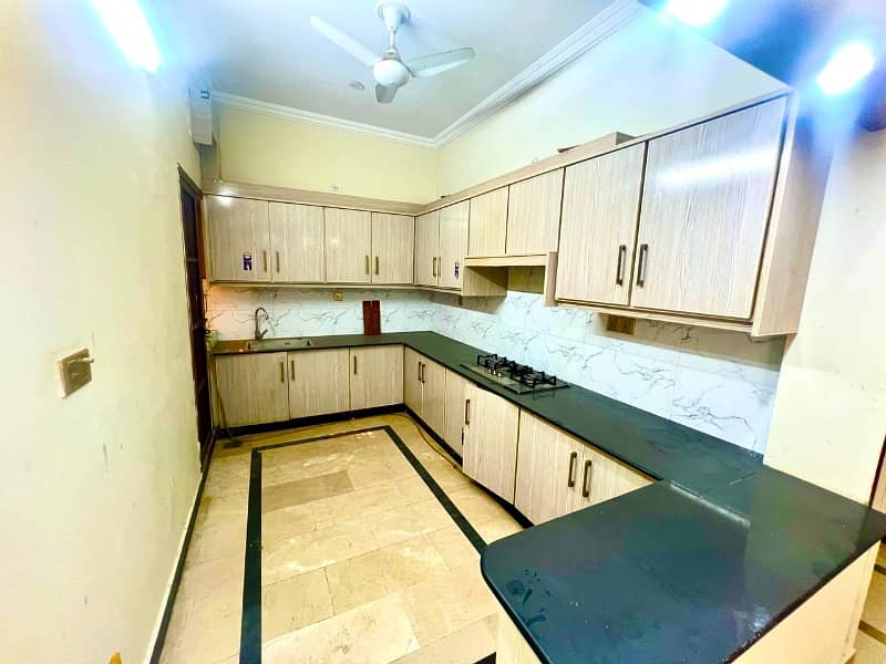 8 MARLA UPPER PORTION FOR RENT IN CDA APPROVED SECTOR F 17 MPCHS ISLAMABAD 6