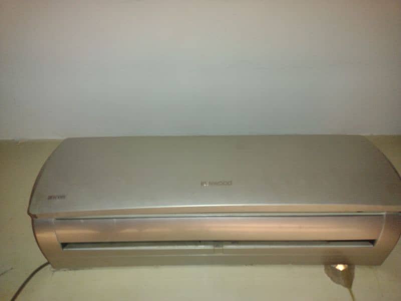 Kenwood 1 ton non-inverter ac 1