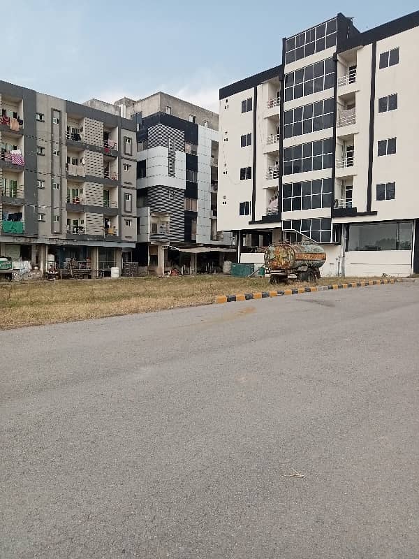 8 MARLA FULL HOUSE FOR SALE WITH GAS IN CDA APPROVED SECTOR F 17 MPCHS ISLAMABAD 45