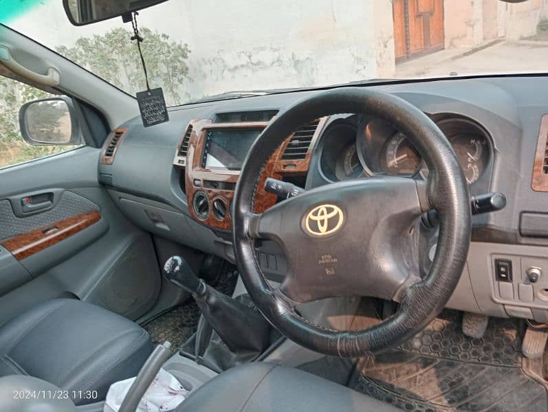 Toyota Hilux 2009 7