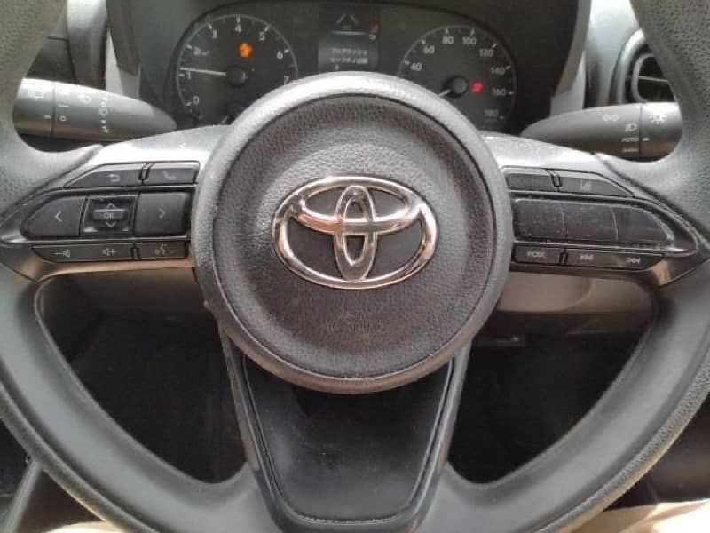 Toyota Yaris 2022 3