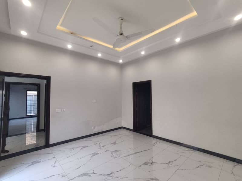 One kanal luxurious designer bungalow available for rent at prime location of DHA phase 06 17