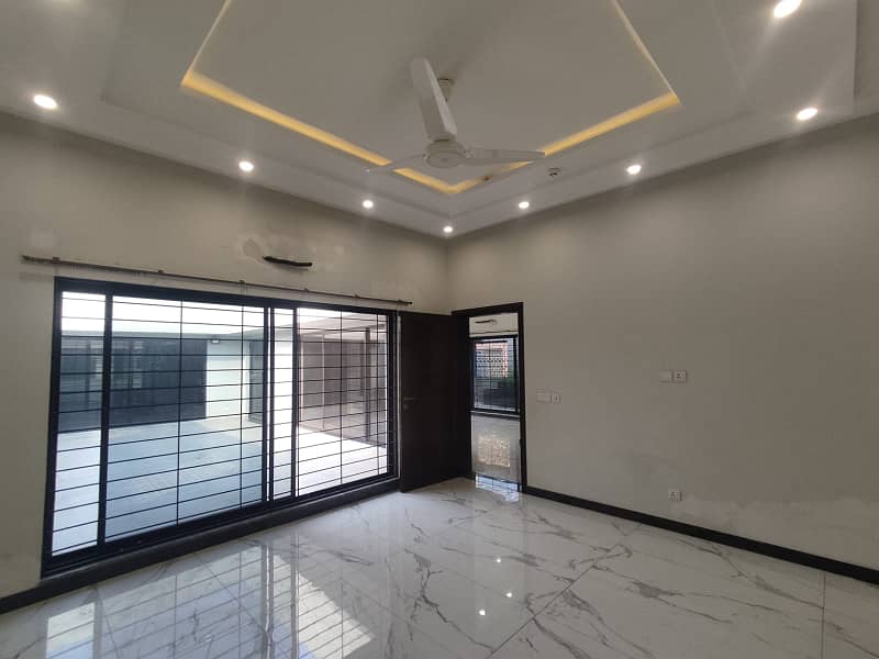 One kanal luxurious designer bungalow available for rent at prime location of DHA phase 06 19