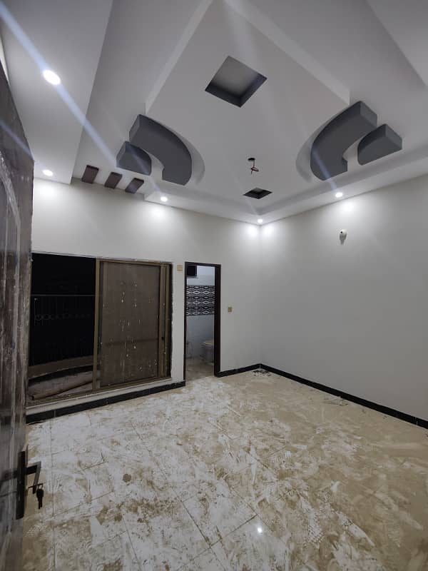 3 Bed Lounge For Sale In Gwaliar Society 2