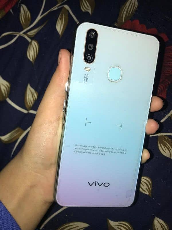 vivo y17 2