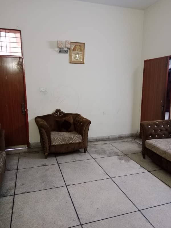 10 Marla Lower Portion Available For Rent In Johar Town G-4 Block 5