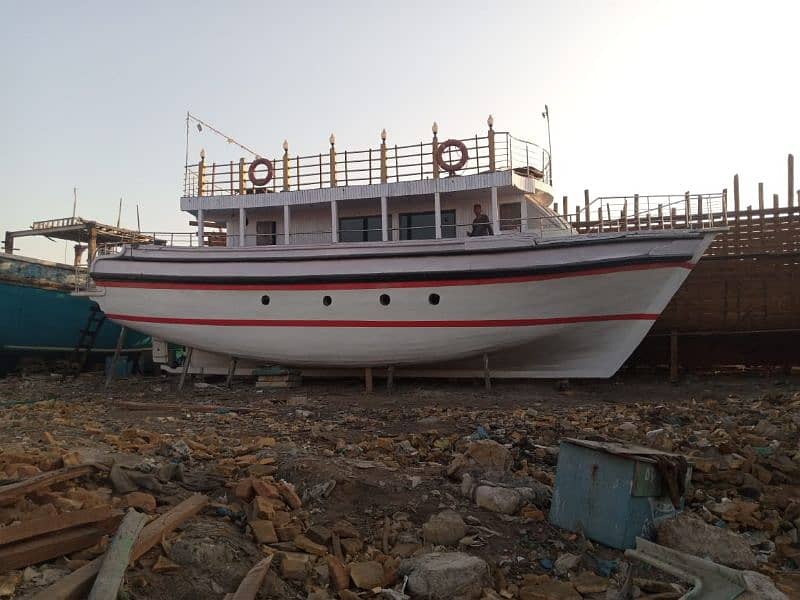 cruise boat for sale 0