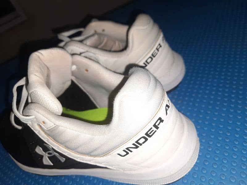 Under Armour Shoes 8 No 2