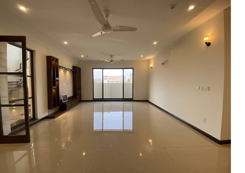 One kanal luxurious designer bungalow available for rent at prime location of DHA phase 07 2