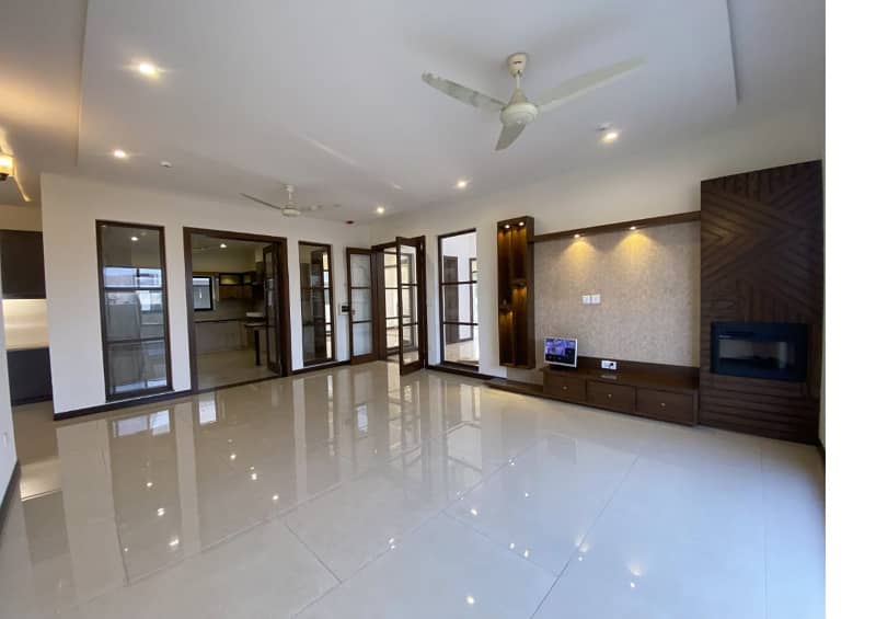 One kanal luxurious designer bungalow available for rent at prime location of DHA phase 07 29