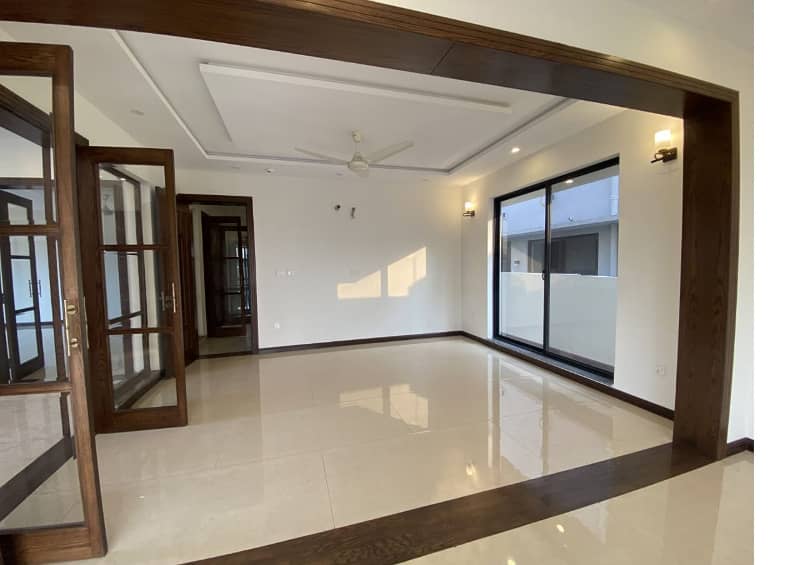 One kanal luxurious designer bungalow available for rent at prime location of DHA phase 07 31