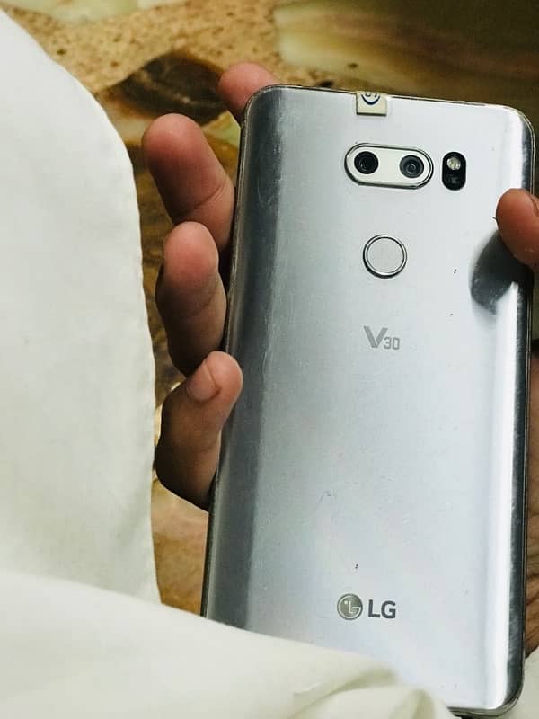 LG v30 official pta approve 2