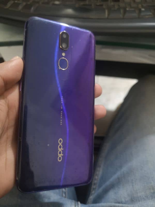 Oppo F11 0