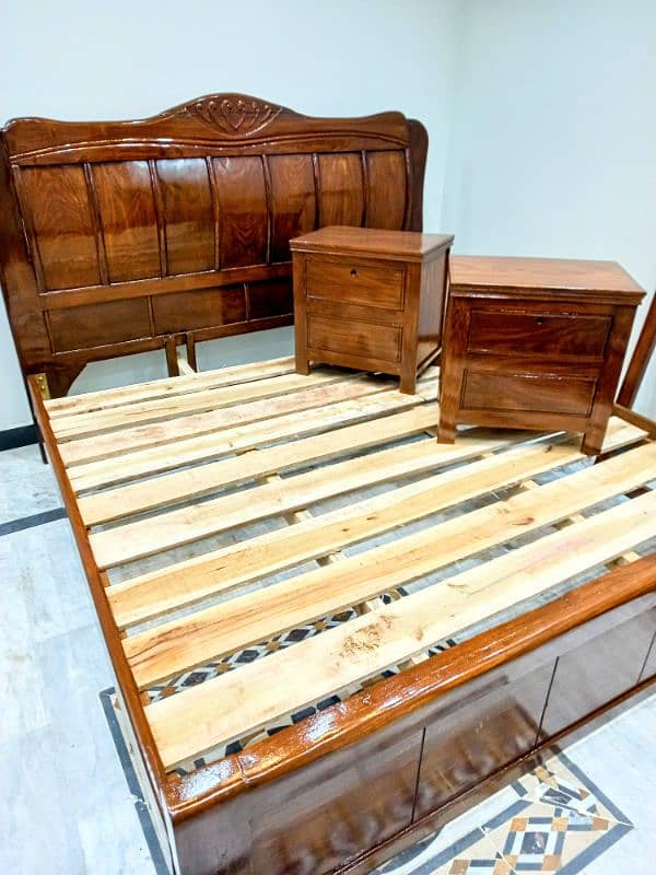 Solid Wooden new bed set glass polish never used 3