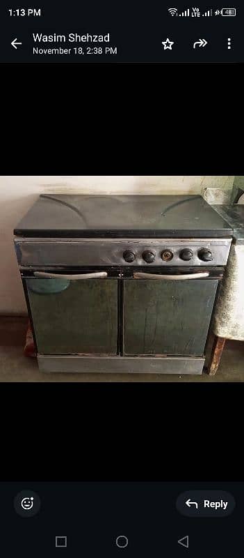 Stove with storing space in good condition 2