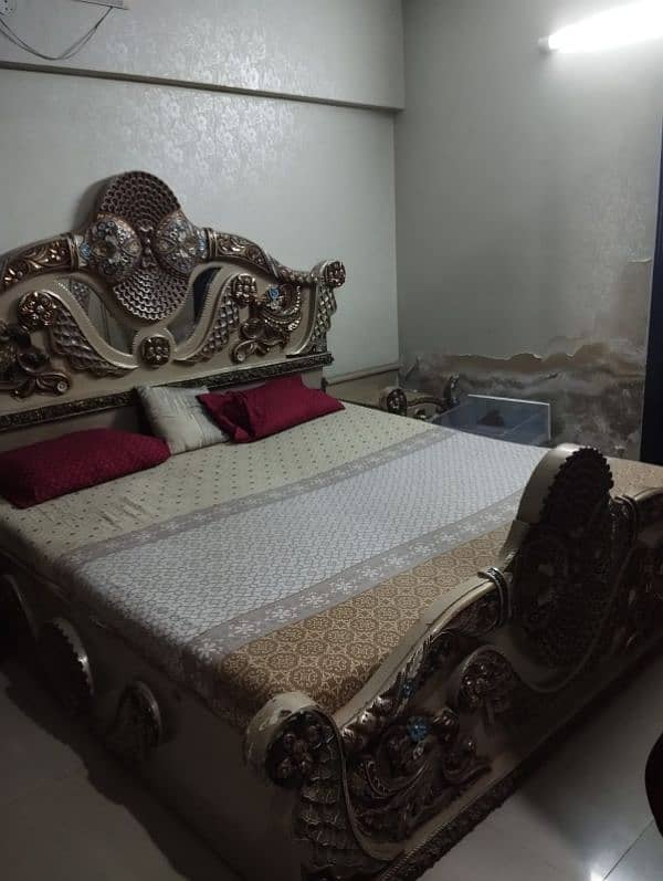 double bad with mattress best condition 2