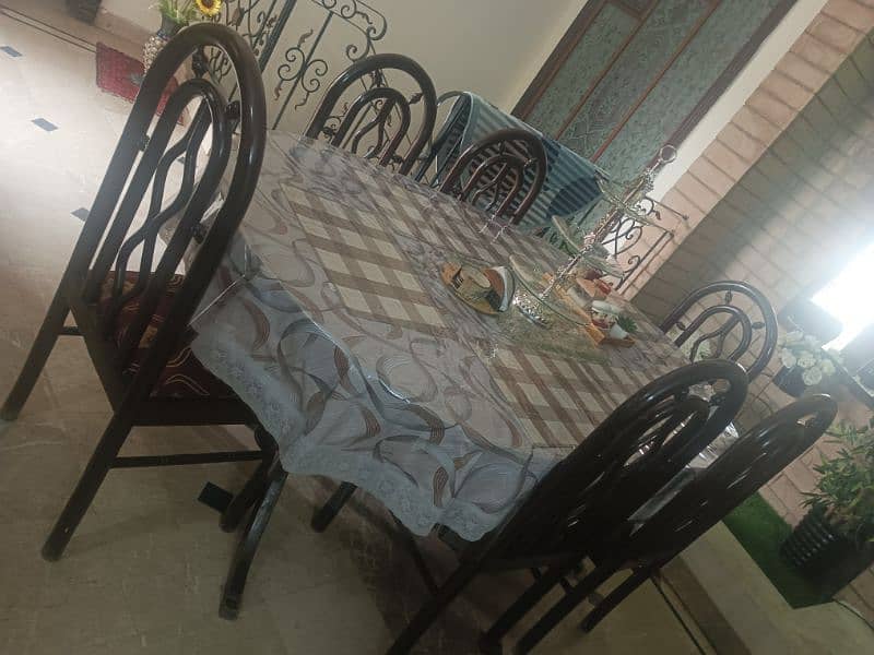 Dining Table (6 Chairs) 1