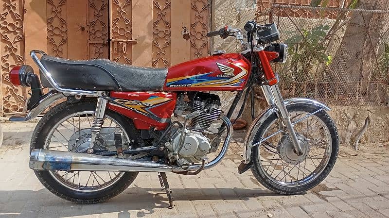 Honda CG125 2004 Lahore number 0