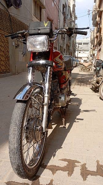 Honda CG125 2004 Lahore number 3