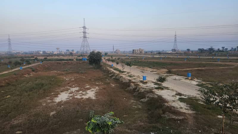 5 Marla Residential Plots For Sale on 2.5 Year Monthly Instalments with Possession on Booking Price in Zaamin City Lahore 3