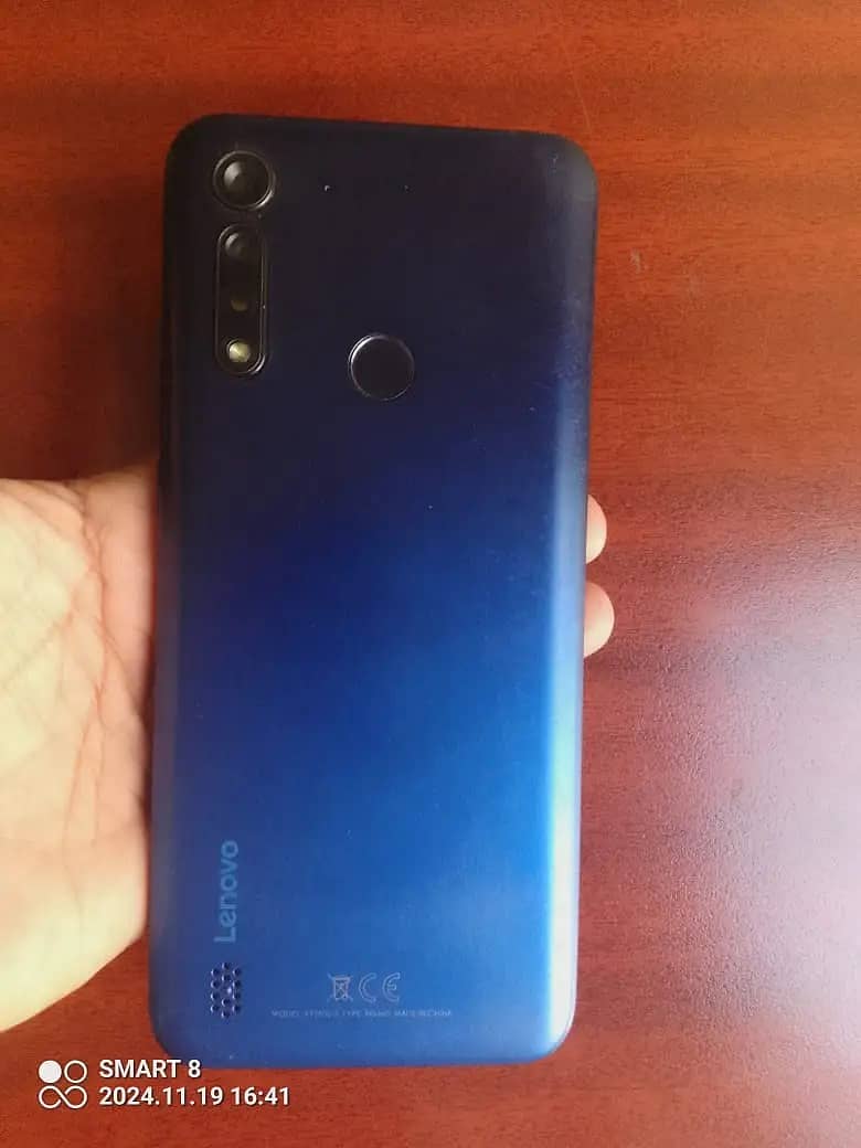 Moto G8 Power Lite 4/64 GB 4