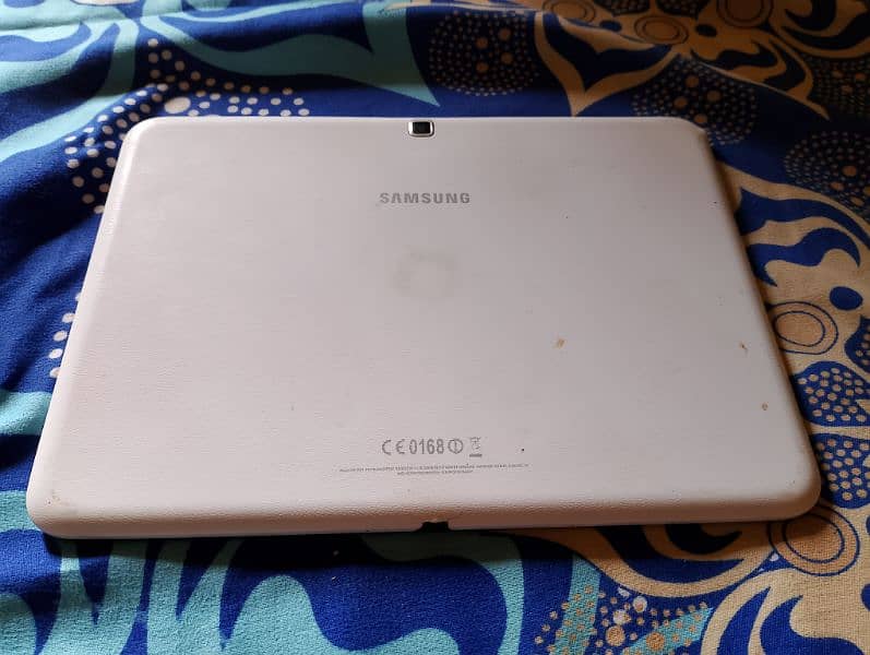 SAMSUNG GALAXY TAB 4 10 INCH 1