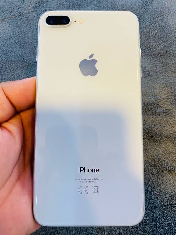 IPhones  8 Plus PTA approved with complete  box 3