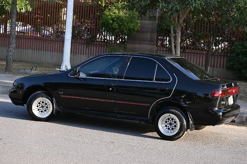 Nissan Sunny 1998 11