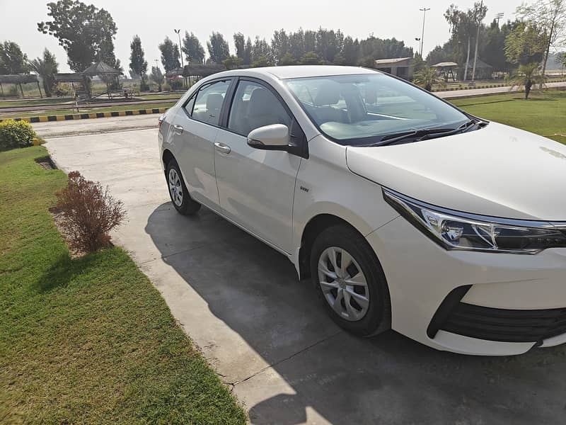 Toyota Corolla GLI 2018 - Lush Condition, Just buy & Drive 9